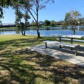 Lakeside Riverfront Yamba 1-2 Small Pet Friendly, מלון ביאמבה