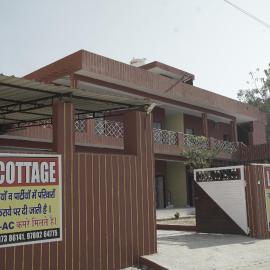 Luxmi Cottage, hotel a Pathānkot
