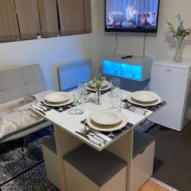 Airrose Rems apartment