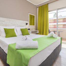 Silia apartments 2, khách sạn ở Ampavris