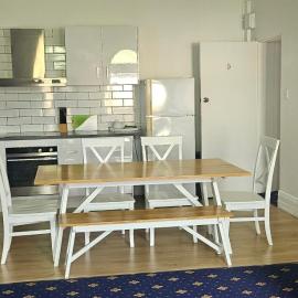 The Wharf Hotel, hotelli kohteessa Wynyard