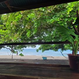 Mananambal Beach Huts - Family hut, hotel a Nagbalaye