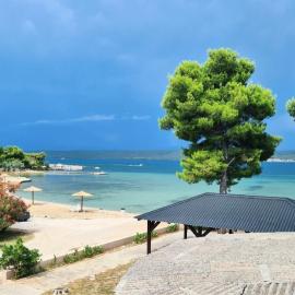 Beach Sea View House Nevidane Pasman, hotel in Neviđane