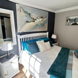 Artzys private Flatlet 1km to Olivedale Clinic, hotel a Northriding