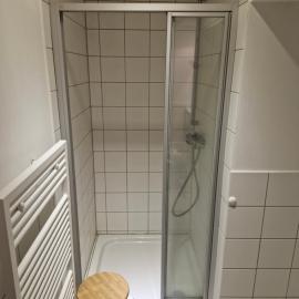 Ronahi`s Hotel & Pansion, hotel di Celle