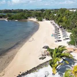 Azuri Ocean & Golf Village, 3 Bedroom Apartment, hotel in Roches Noires