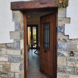 Apartamentos Rurales Balisa, hotel in Esparza