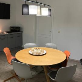Exklusive Ferienwohnung im Zentrum von Plauen, hotel in Plauen