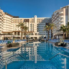 db San Antonio Hotel + Spa All Inclusive、セント・ポールズ・ベイのホテル