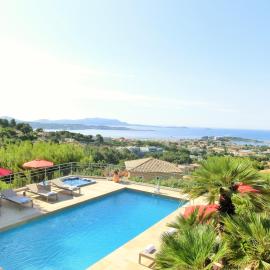 Villa Azur Golf, hotel i Bandol