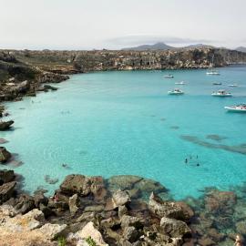Al centro con panorama Favignana Isole Egadi