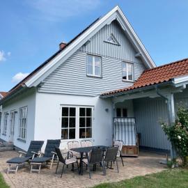 Ferienhaus " Haus am Meer " an der Ostsee, Sauna, Kamin, Strandkorb, free-W-LAN - SEASIDE -