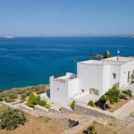Evdokia - Luxury Olive Yard apartments with Aegean View, ξενοδοχείο στη Μουτσούνα