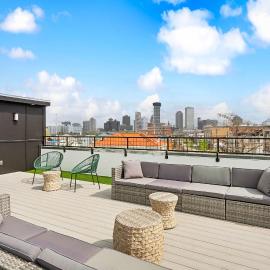 Luxury Villa with private Rooftop, hotel in New Orleans
