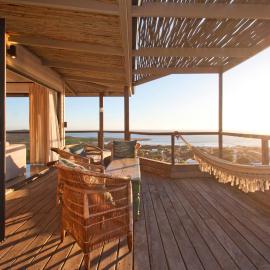 Sunset Villa Scarborough with Pool and Garden