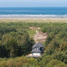 Ocean Views, Beach Access, Vacation Beach House