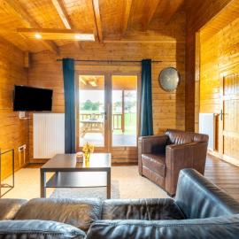 Chalet in Brabant near Nature Reserves, hotel i Valkenswaard