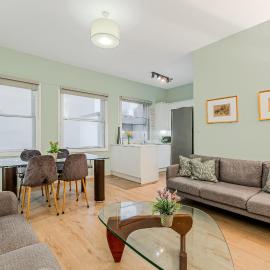 Stunning Central 2BR Flat btw Soho & Covent Garden
