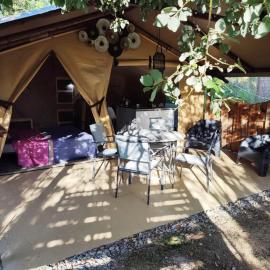 Camping des vignes, hotel in Dun