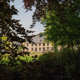 Hôtel les Prés โรงแรมในSaint-Hilaire-le-Châtel
