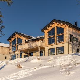 Villa Hjelmbacken, hotel i Idre