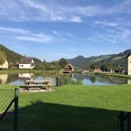 Apartmenthaus Pastner am Teich, hotell i Übelbach