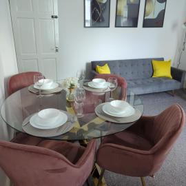 Charming 3-Bedroom House - Prime Location in Wolverhampton!