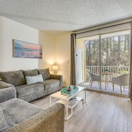 2 Mi to Ocean: Miramar Beach Condo w/ Balcony