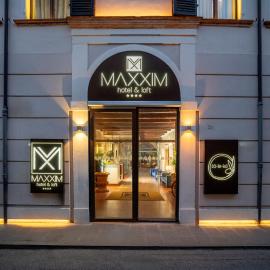 Maxxim Hotel & Loft, hotel en Ferrara