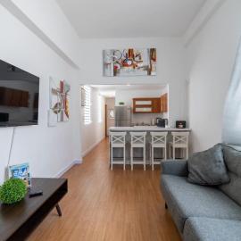 Modern 2 Apartments 3-Bedroom - 10 Guests in historic Old San Juan