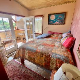 Artsy Cabin on Organic Farm, hotel a Naalehu