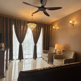 AHM Homestay at Indah Alam Condo 2bedroom 1bathroom, hotel u gradu 'Shah Alam'