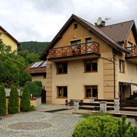 Villa TRESNA