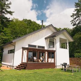 一棟貸切Azumino36Stay 安曇野の静かな隠れ家 貸切サウナ BBQ 絶景テラス, hotel a Azumino