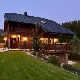 Chalet Family, hotel in Horná Mariková