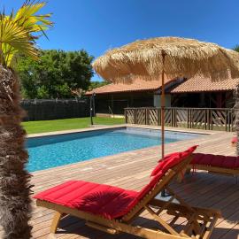 Villa Valhalla - 400m from beach, sauna and big heated pool, hotel en Labenne