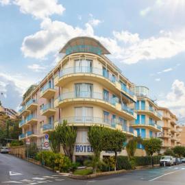 LVG Hotel Collection - Majestic, ξενοδοχείο στο Αλάσιο