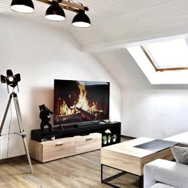 La Voute Chambérienne GRAND T2 61m2 - Vue Montagnes - TV 4K Géante - WIFI-Fibre - Machine à Laver - Lave Vaiselle - Parking - Confort - Spacieux