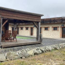 Turistická ubytovňa Zlatka, hotel din Lučenec