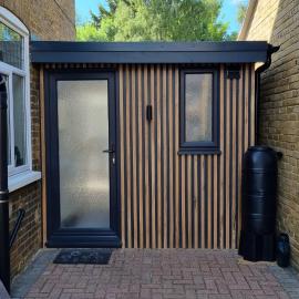 Sittingbourne 1 bed self-contained annex, with parking