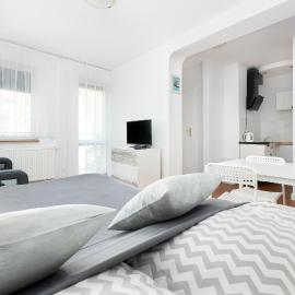 Domek Coś przy Bałtyku - zaledwie 150 m do zejścia, hotel a Dziwnówek