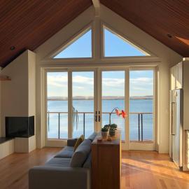 Waterfront Escape - Close to Airport & Downtown, khách sạn ở Boston