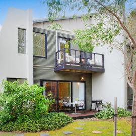 MARGARET FOREST RETREAT Apartment 129 - Located within Margaret Forest, in the heart of the town centre of Margaret River, spa apartment!, hotel in Margaret River
