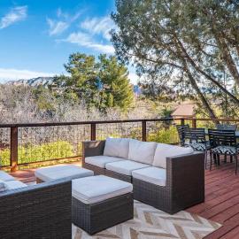 Desert Luxe Design Fun home with Amazing Views for Family