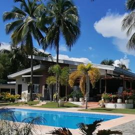 Seaview Residence-Garden Privat Resort, room2, хотел в Binlod