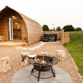 Orchard Stables by Wigwam Holidays, hotel in Willingham