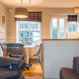 Secret View Cottage, A Hidden Gem in Terrington