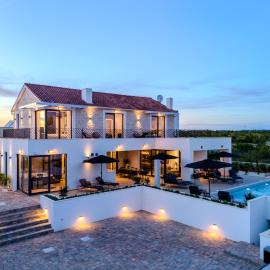 Luxury Villa Kaia -Heated pool, Sea View, Jacuzzi, Gym and Sauna