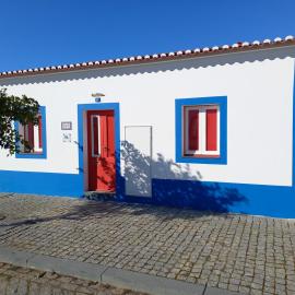 Não te vou esquecer Aldeia da Luz!, hotel a Luz