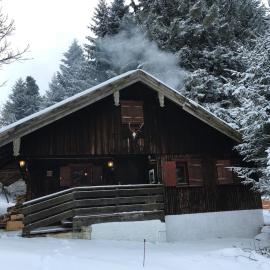 Tobleralpe - Oberreute Selbstversorgerhütte mit viel Komfort, hotel in Oberreute